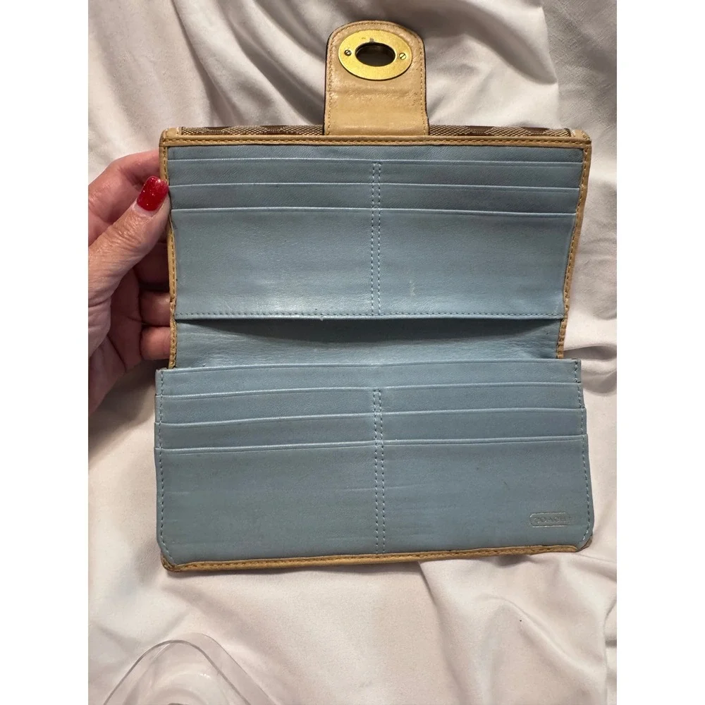 Coach Signature C Jacquard Turnlock Trifold Wallet Brown Tan Light Blue Interior